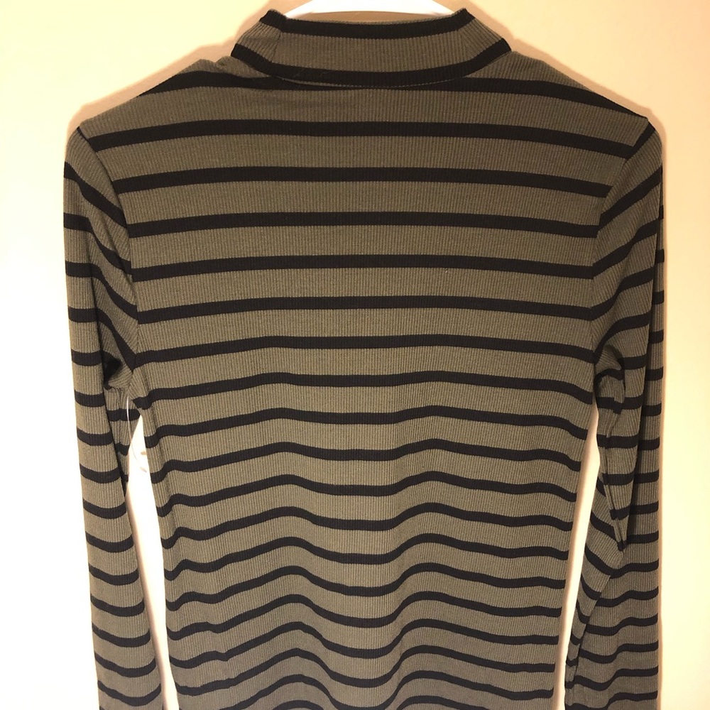 Old Navy Olive and Black Long Sleeve Shirt